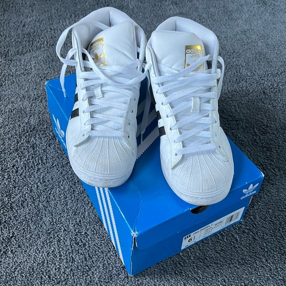 Adidas pro model J - Picture 1 of 4